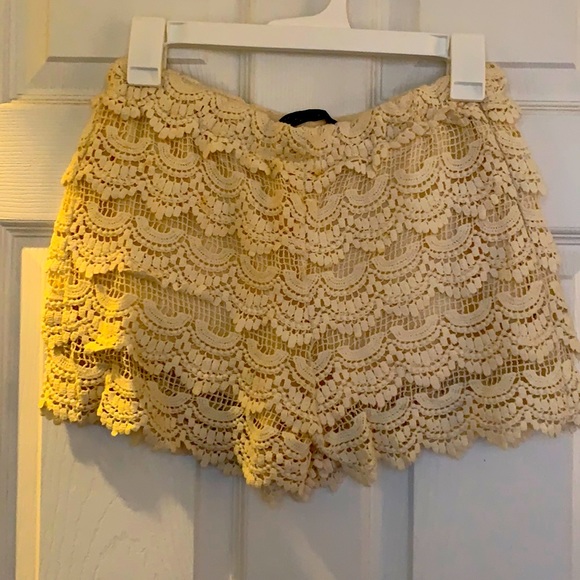 Zara shorts - Picture 1 of 3